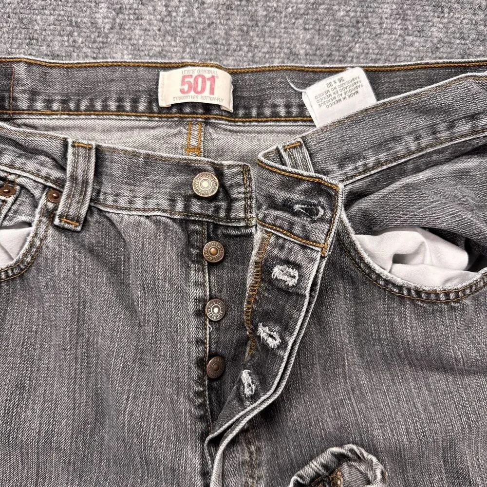 Levi's 501 Original Fit Gray Button Fly Jeans Men's 36x32 Made in Mexico